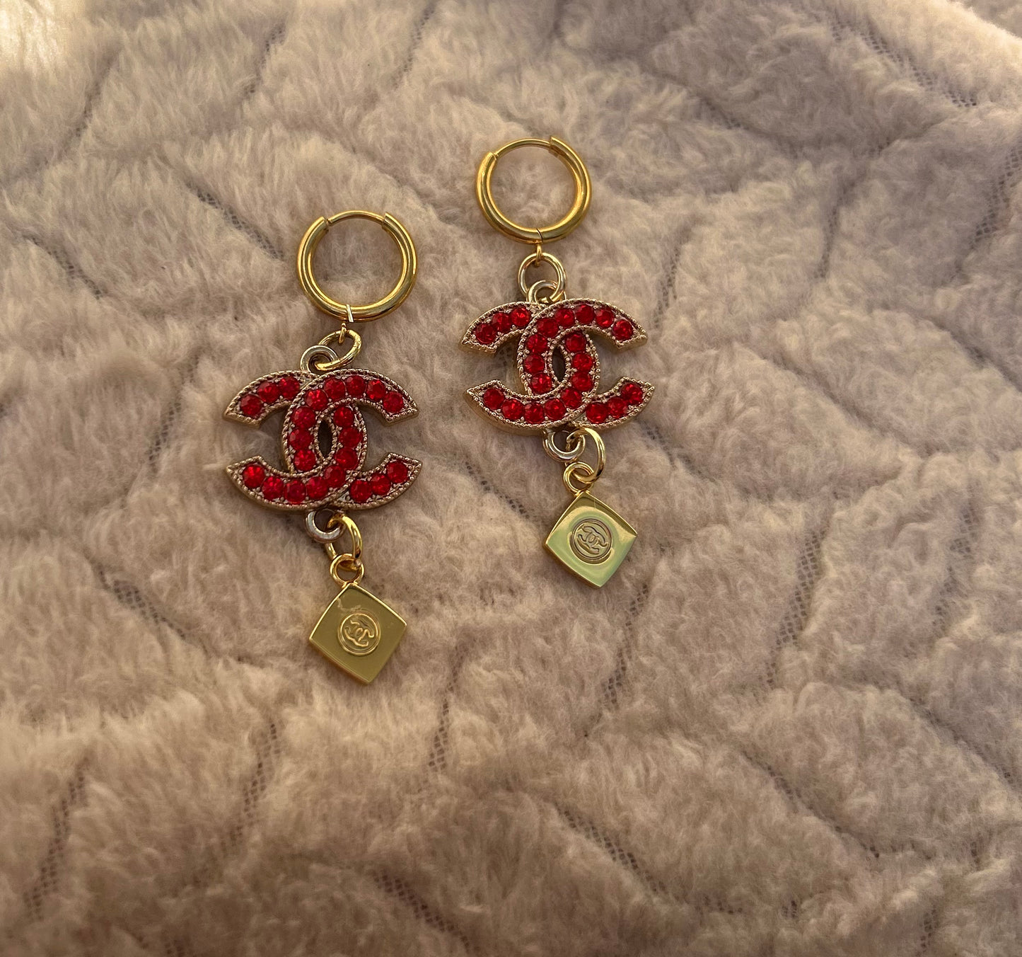 Chanel red drops