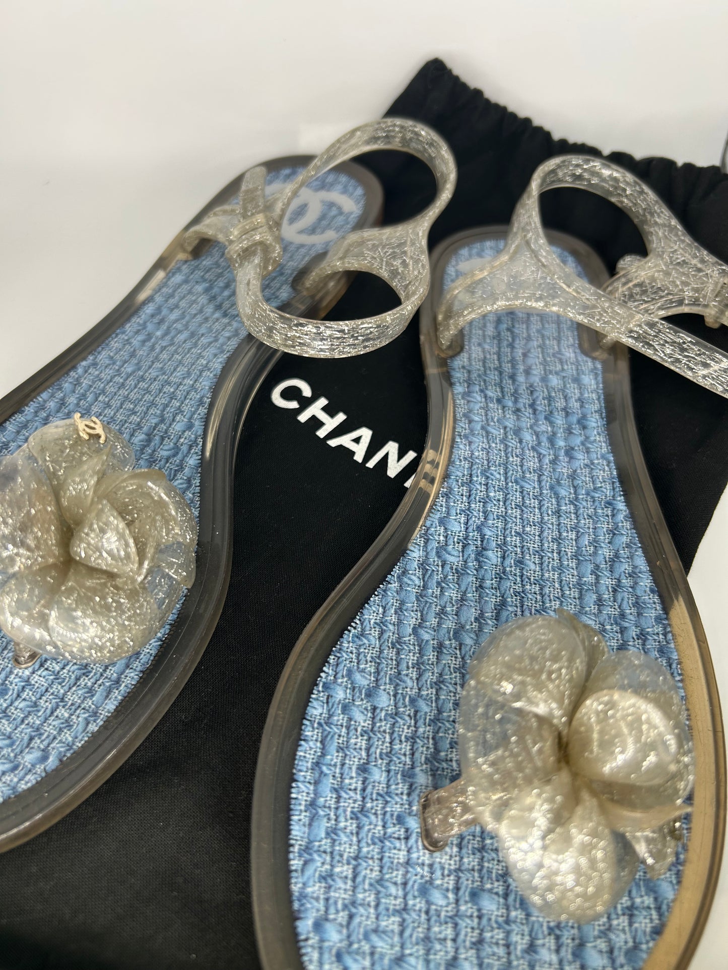 CC camellia jelly sandals