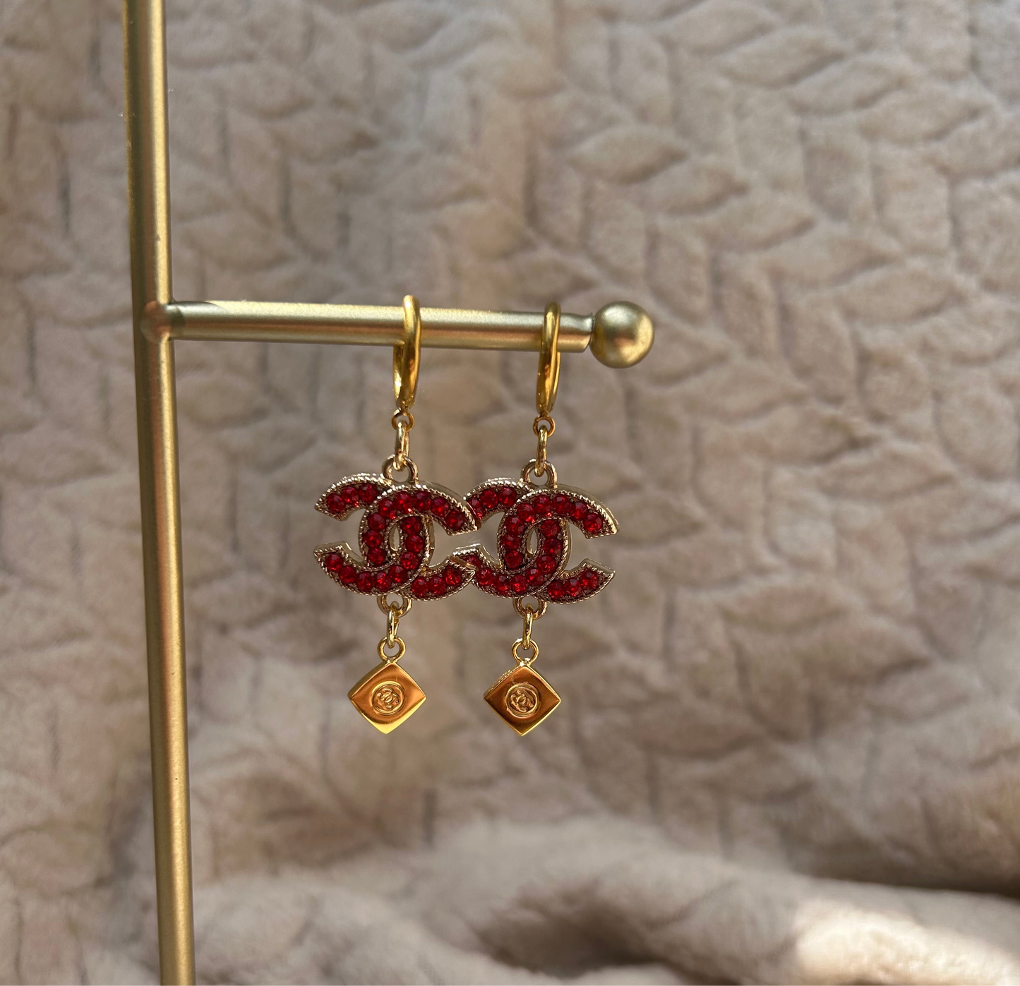 Chanel red drops