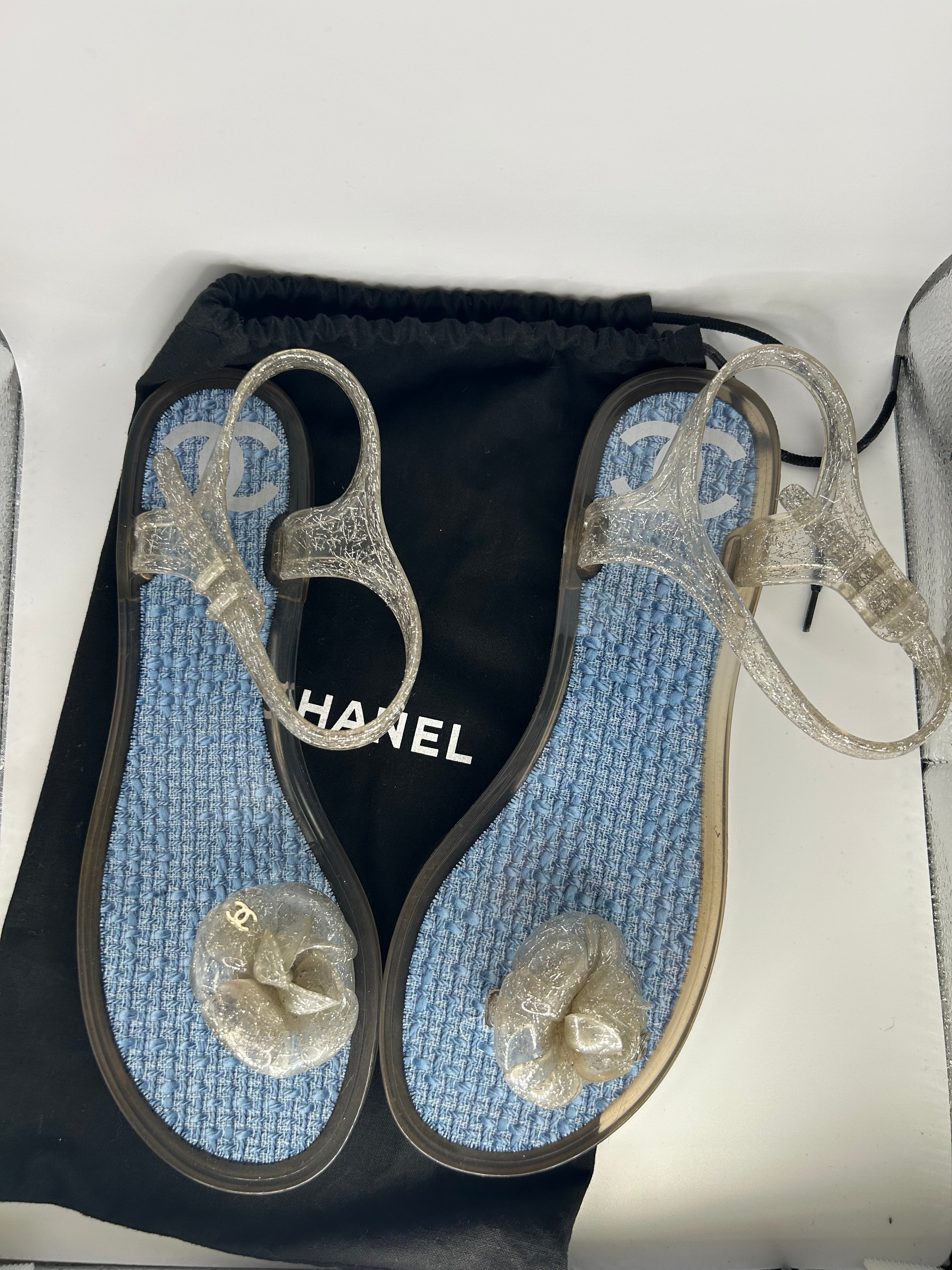 CC camellia jelly sandals