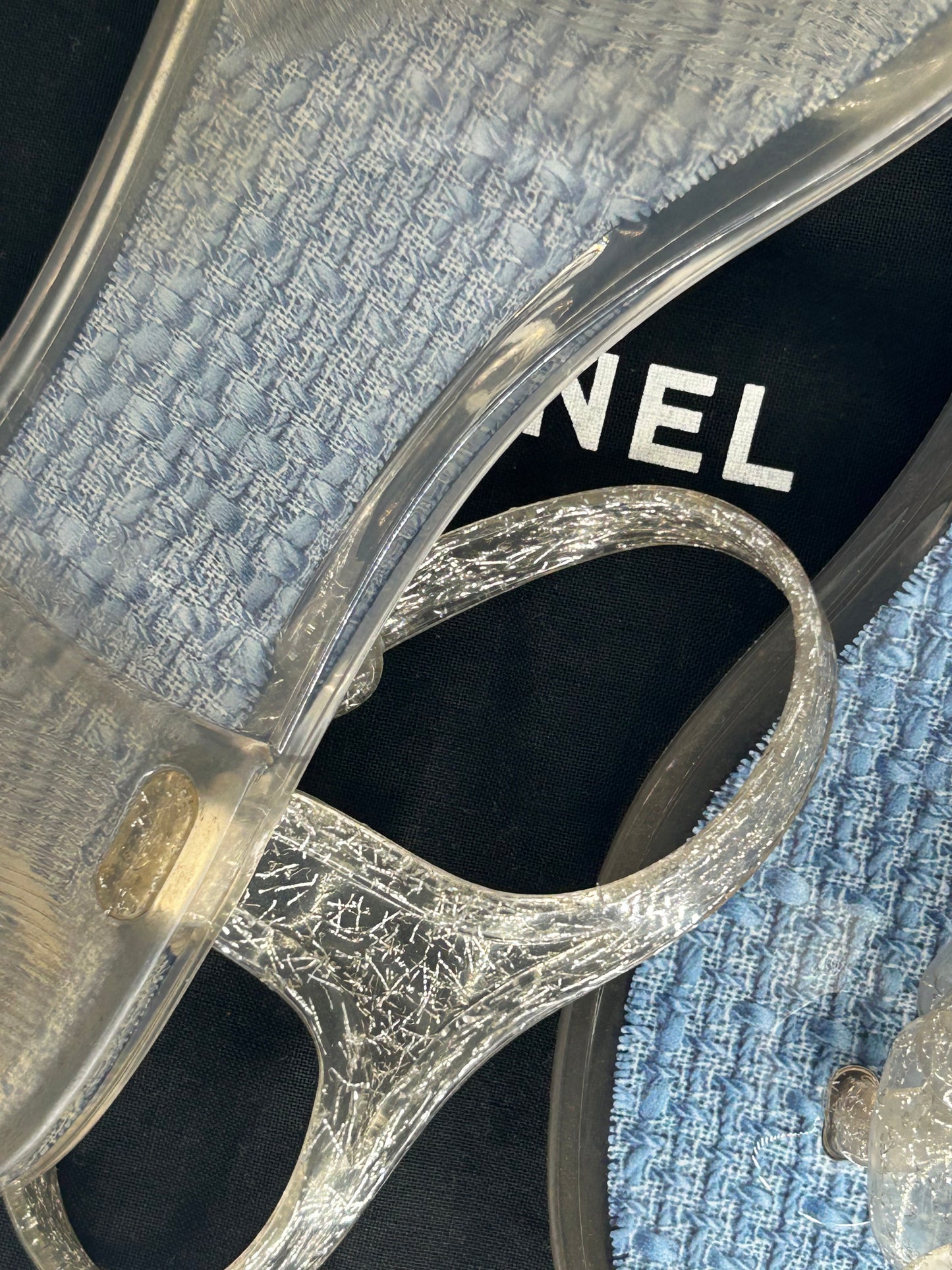 CC camellia jelly sandals